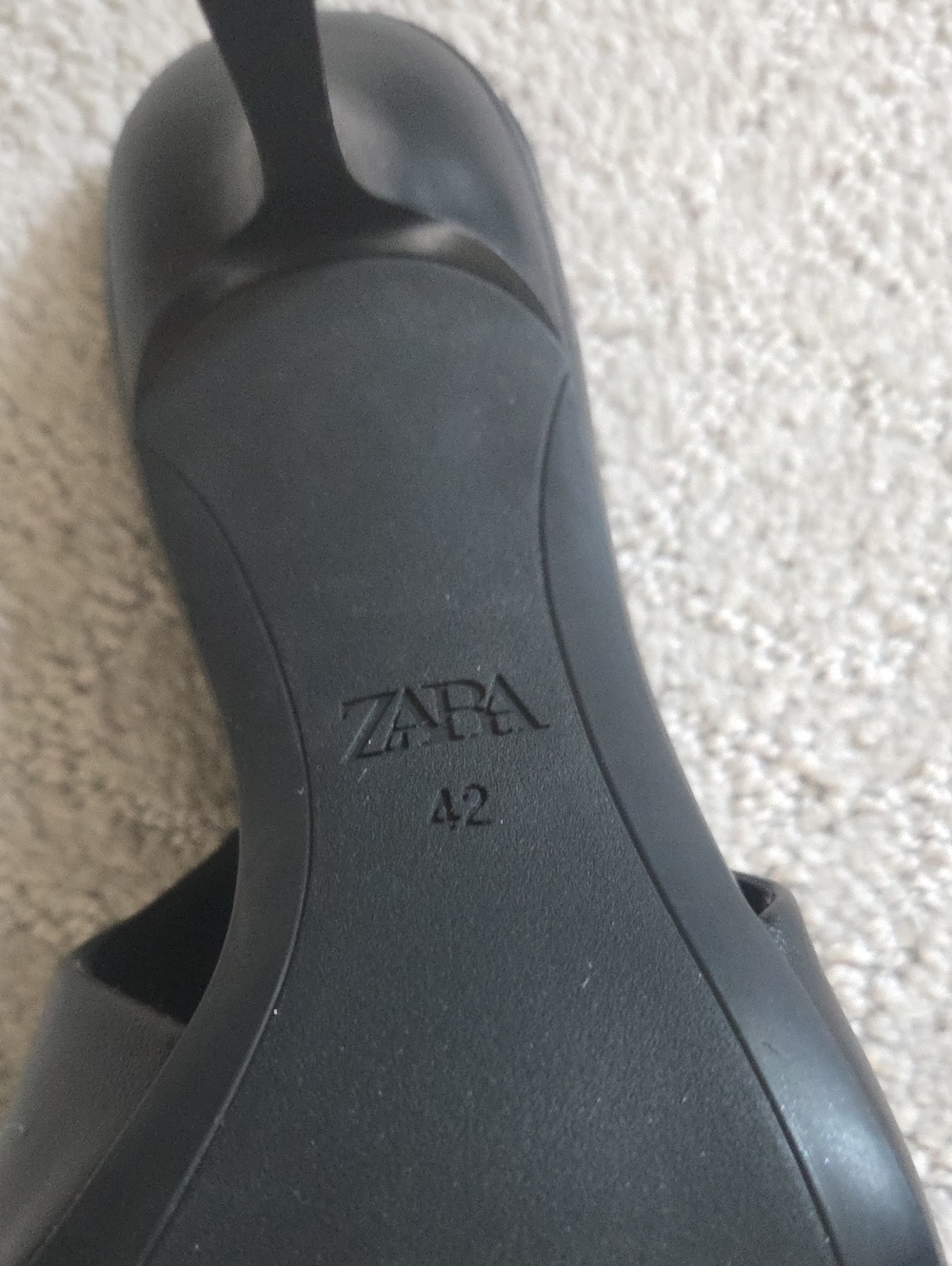 Classic Black Pointed Slingback Heels - Picture 9 of 9